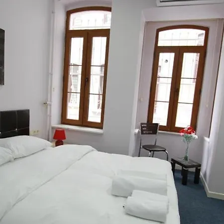 More Residence 1 3* Istanbul