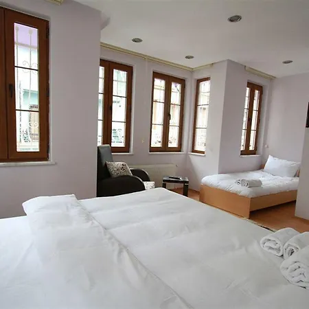 More Residence 1 Aparthotel